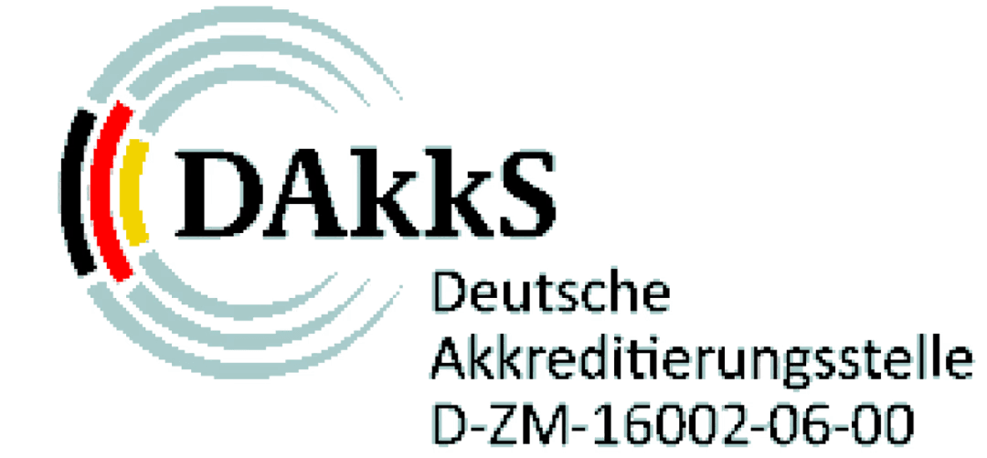 DAkkS Deutsche Akkreditierungsstelle Logo. Karl Kaps, Microscopes made in Germany.